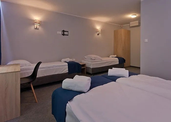 לינה וארוחת בוקר Molo 3*